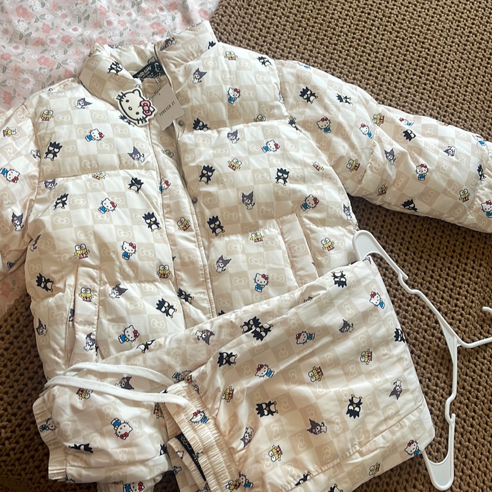 Forever21 x hello kitty checkered Puffer jacket